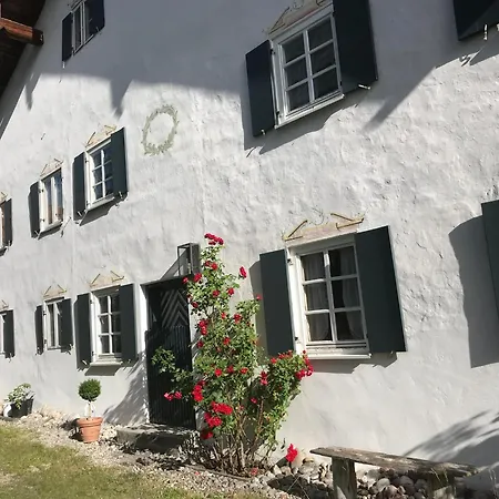 Holiday home Historic And Unique From 1604 *